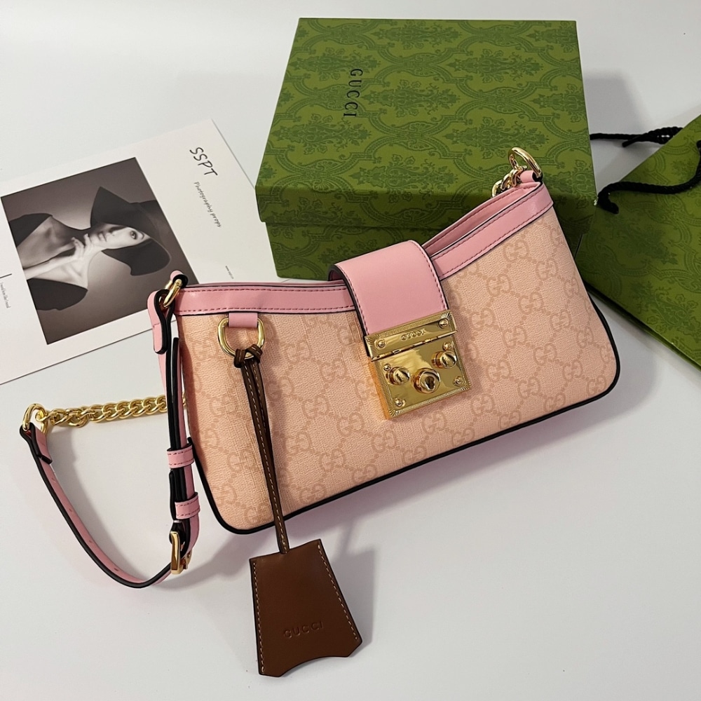 Alternative view of Gucci Padlock Small Shoulder Bag GG Supreme Dusty Pink 27Cm 811705 FAD3R 6244