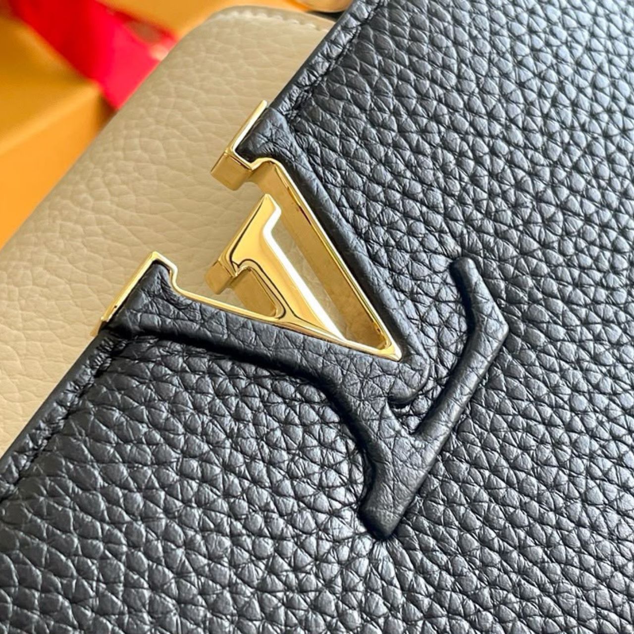 Louis Vuitton Capucines Black And Grey 27Cm M20708 - Image 9