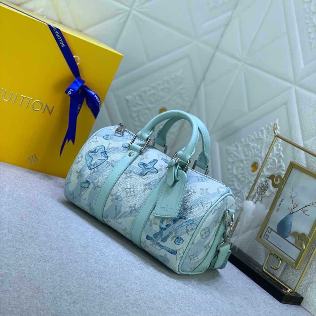 Louis Vuitton Keepall Bandouliere Crystal Green 25Cm M22527 - Image 3