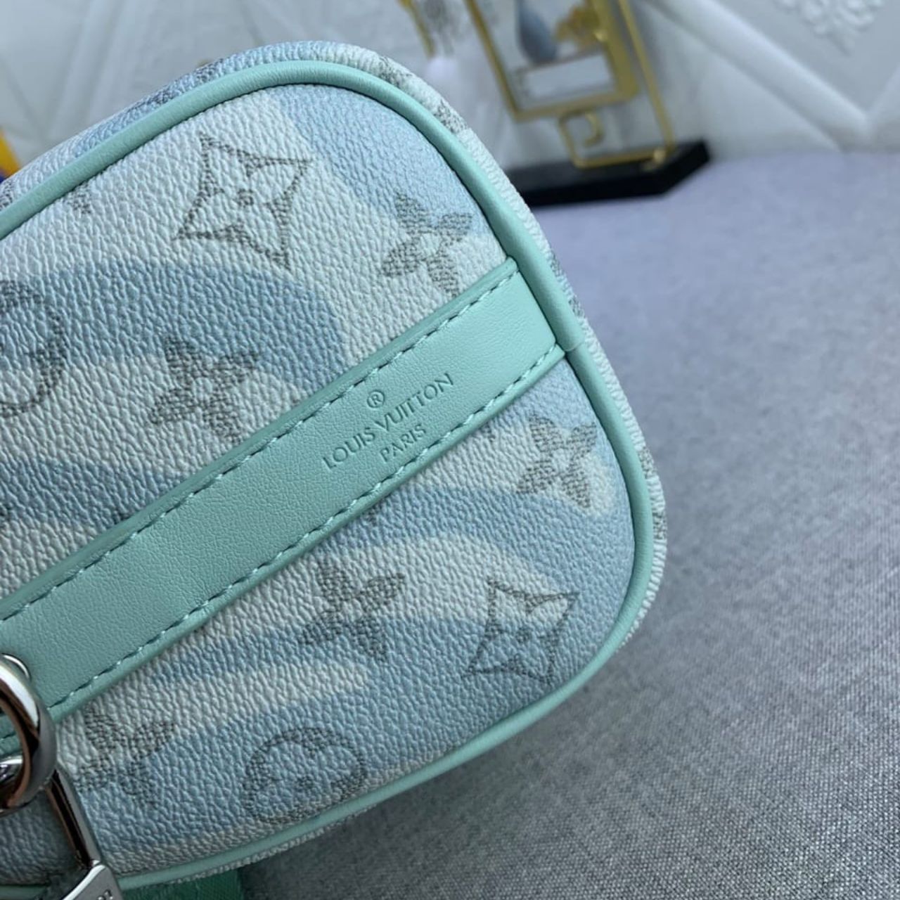 Louis Vuitton Keepall Bandouliere Crystal Green 25Cm M22527 - Image 9