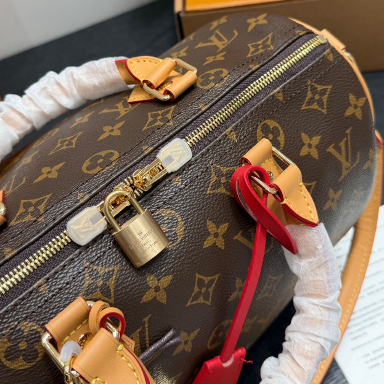 Louis Vuitton Speedy Soft 30 Crafty Brown 30Cm M11945 - Image 4