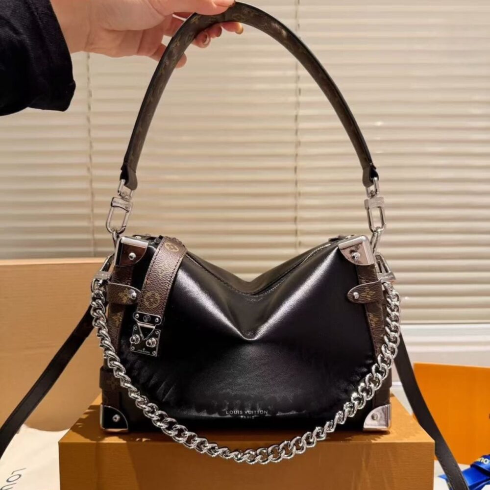Alternative view of Louis Vuitton Side Trunk Vibe MM Black 23.5cm M15195
