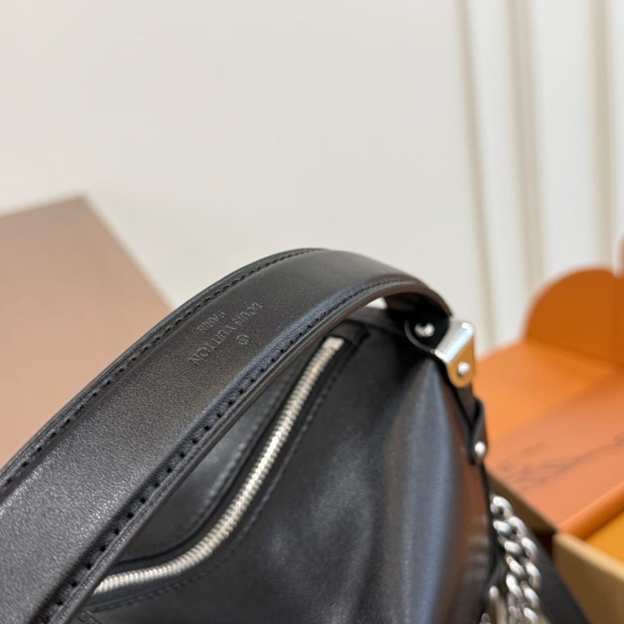 Louis Vuitton Slim Trunk Bag Black 23Cm M25445 - Image 8
