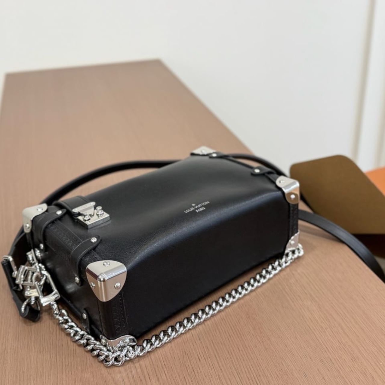Louis Vuitton Slim Trunk Bag Black 23Cm M25445 - Image 6