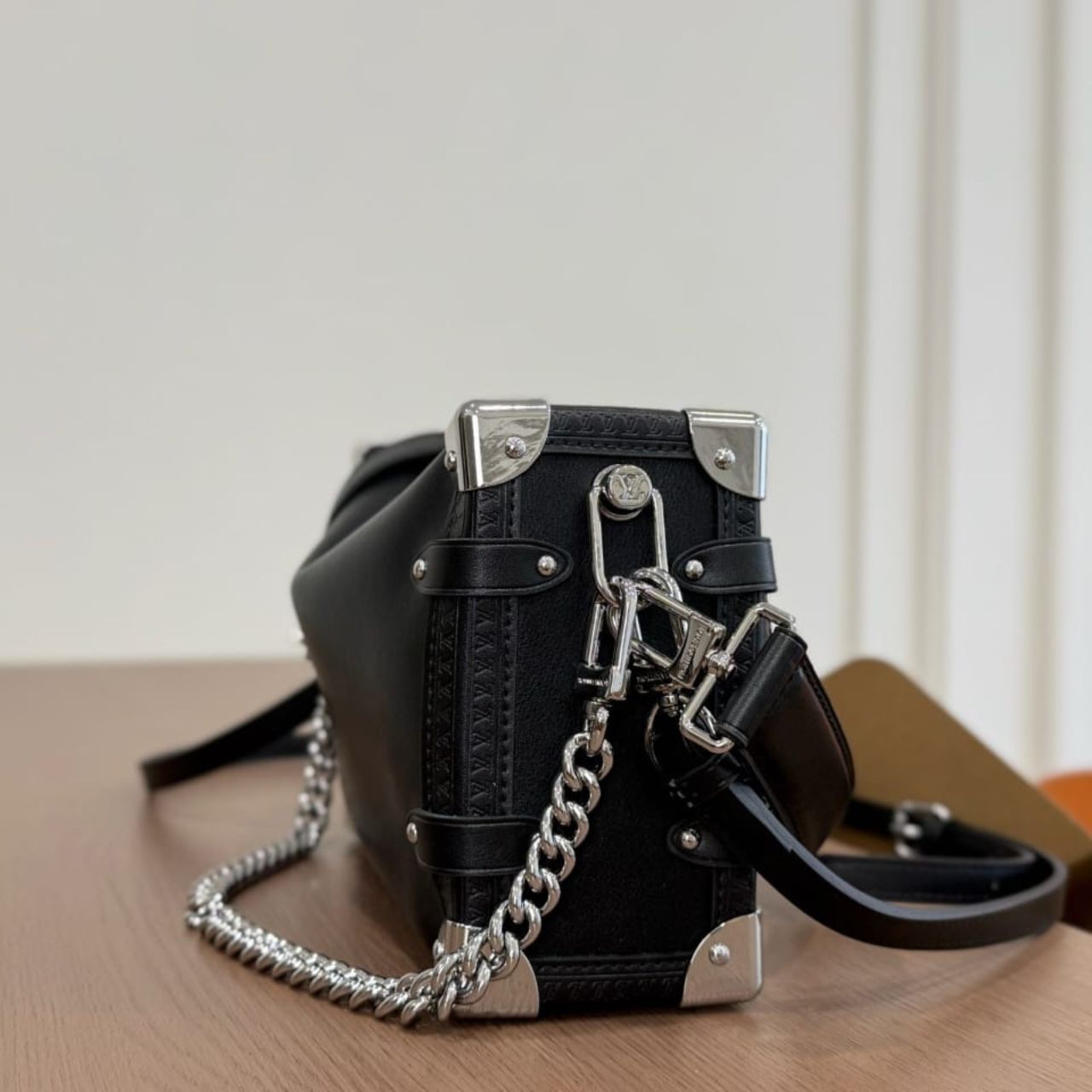 Louis Vuitton Slim Trunk Bag Black 23Cm M25445 - Image 3