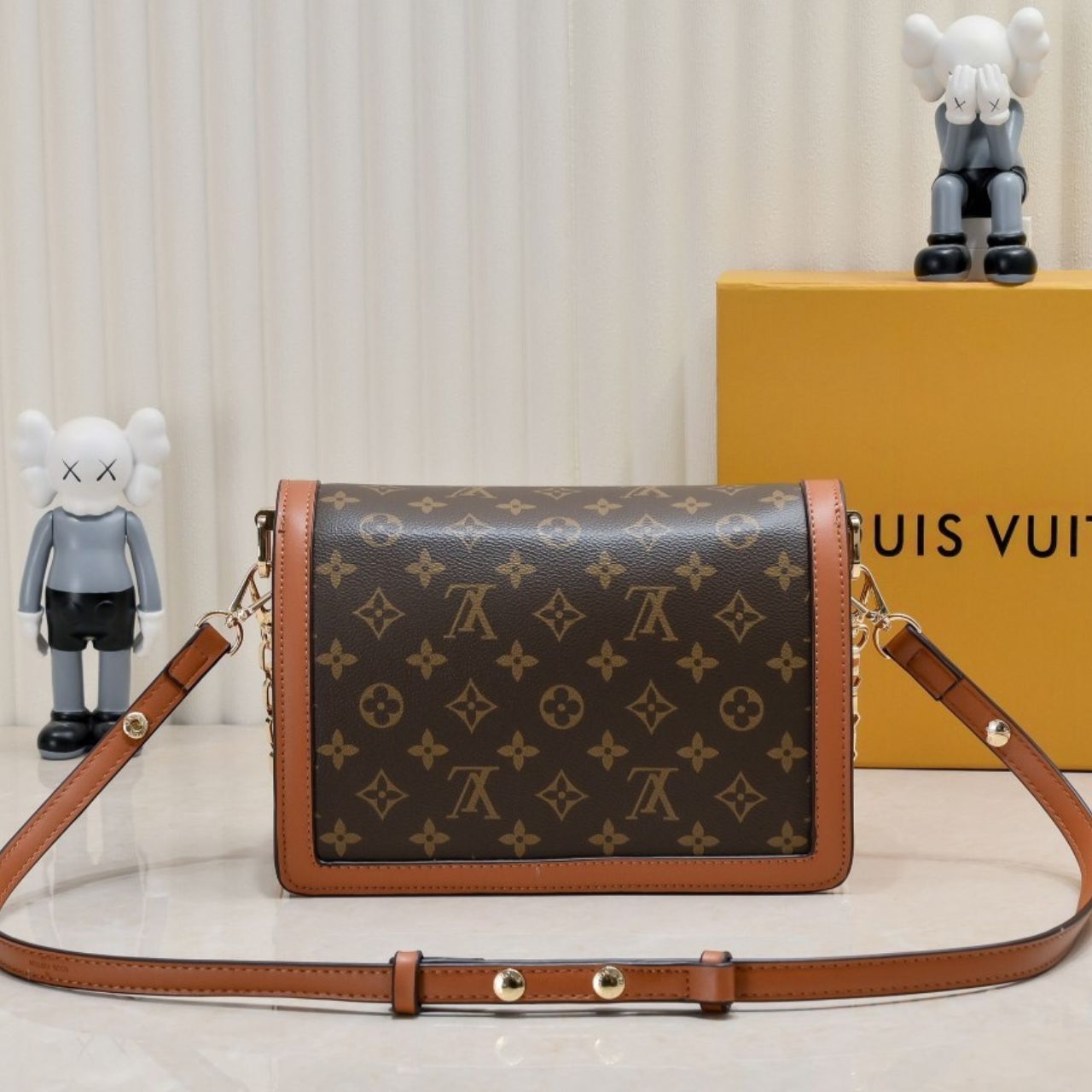 Louis Vuitton Dauphine MM Monogram Brown 25Cm M45958 - Image 5