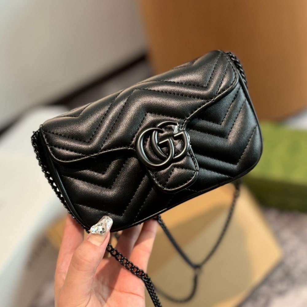 Alternative view of Gucci GG Marmont Belt Bag Black 16Cm 699757 UM8KV 1000