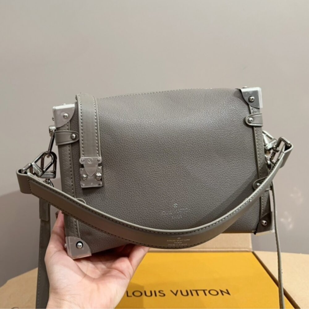 Alternative view of Louis Vuitton Side Trunk MM Taupe Grey 23Cm M25072