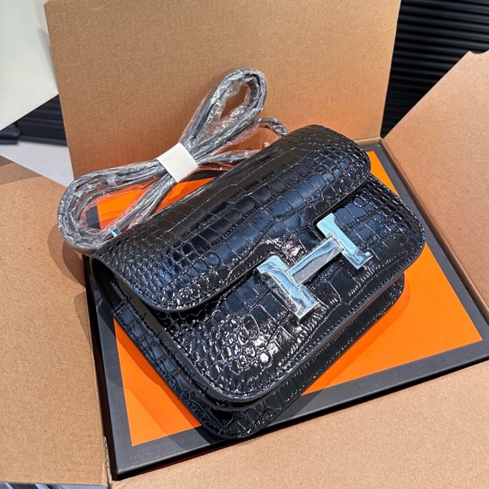 Alternative view of Hermes Mini Constance 19 Shiny Alligator Palladium Hardware Black 19Cm