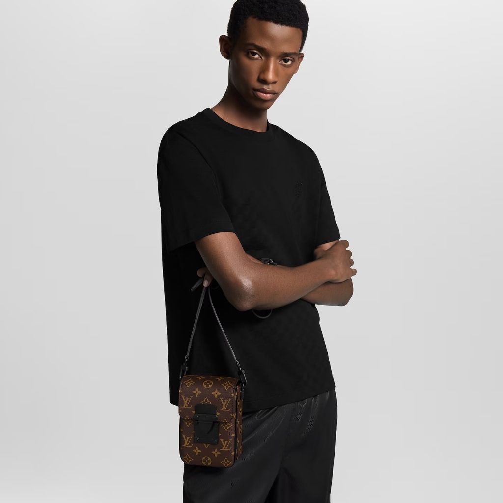 Louis Vuitton S-Lock Vertical Wearable Wallet Brown Monogram 12Cm M81522 - Image 9