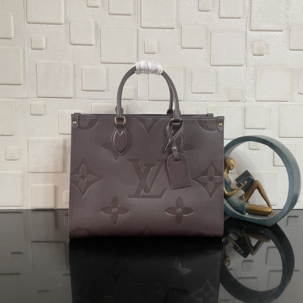 Alternative view of Prestige Edition - Louis Vuitton Onthego MM Monogram Wine Red 35Cm M12967
