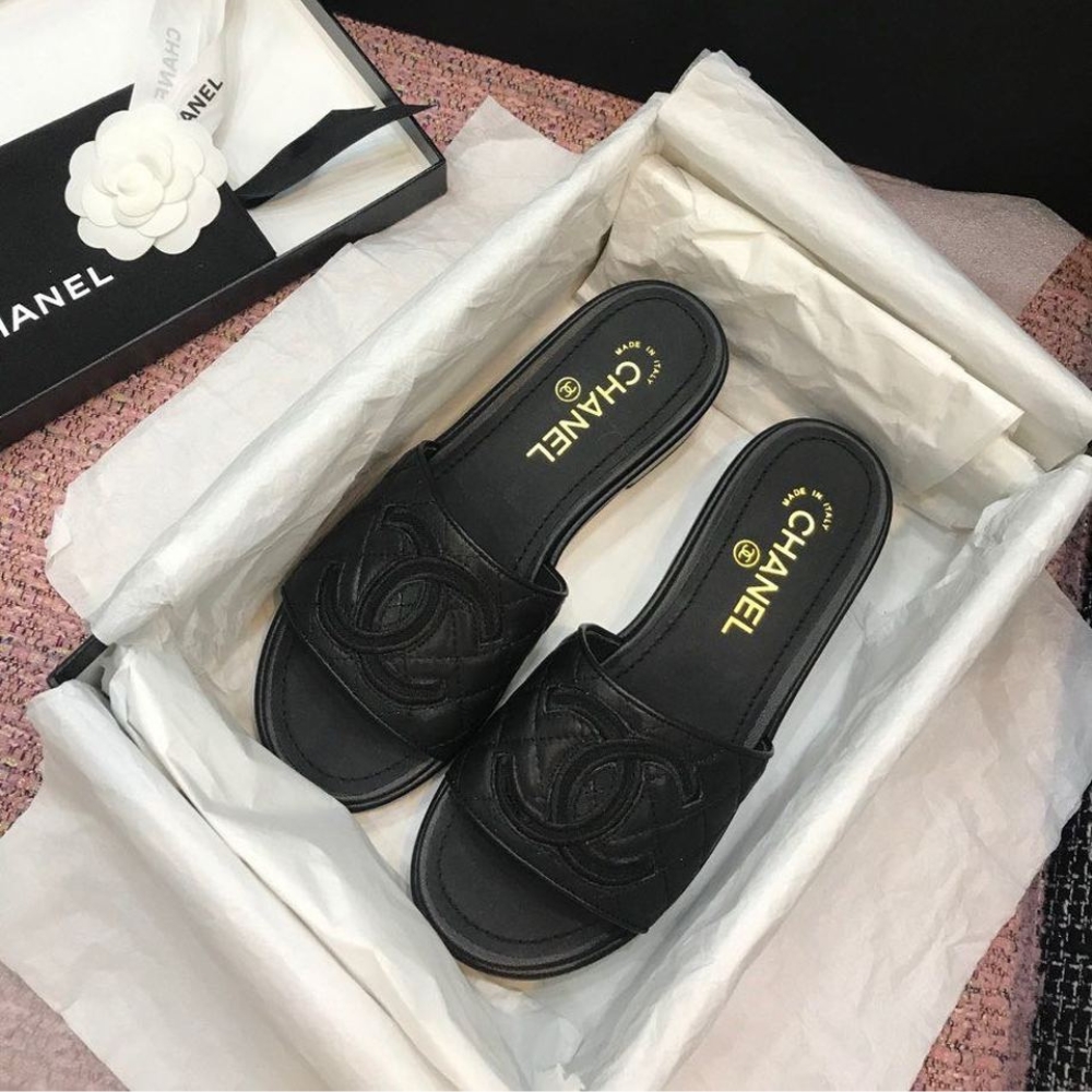 Alternative view of Chanel Quilted CC Logo Mules Black