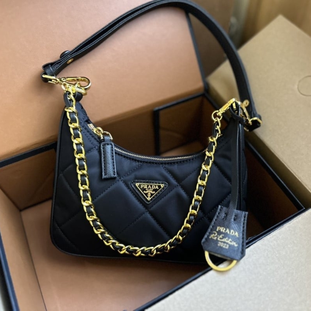 Alternative view of Prada Re Edition 1995 Chaîne Re Nylon Mini Bag Black 22Cm 1BC204 2AOS F0002 V QOO
