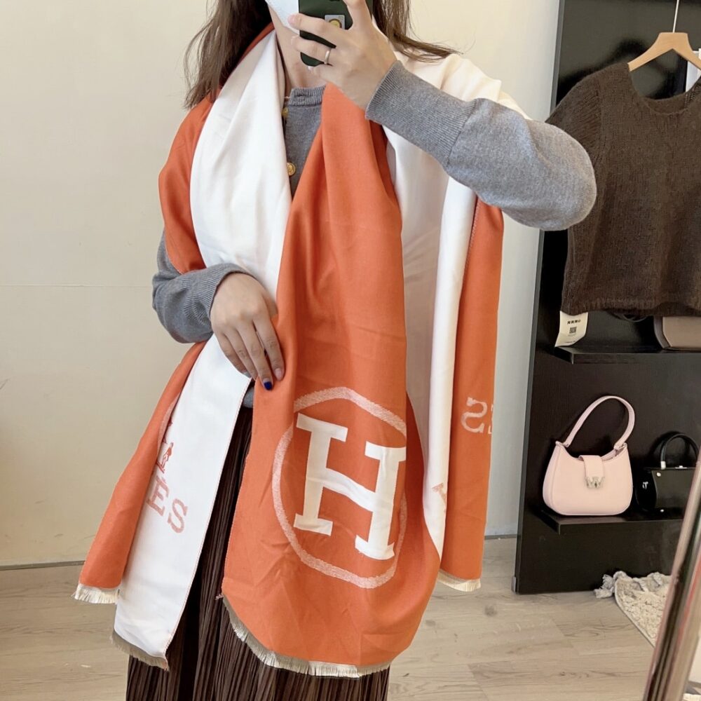 Alternative view of Hermes H Letter Cashmere Muffler Orange