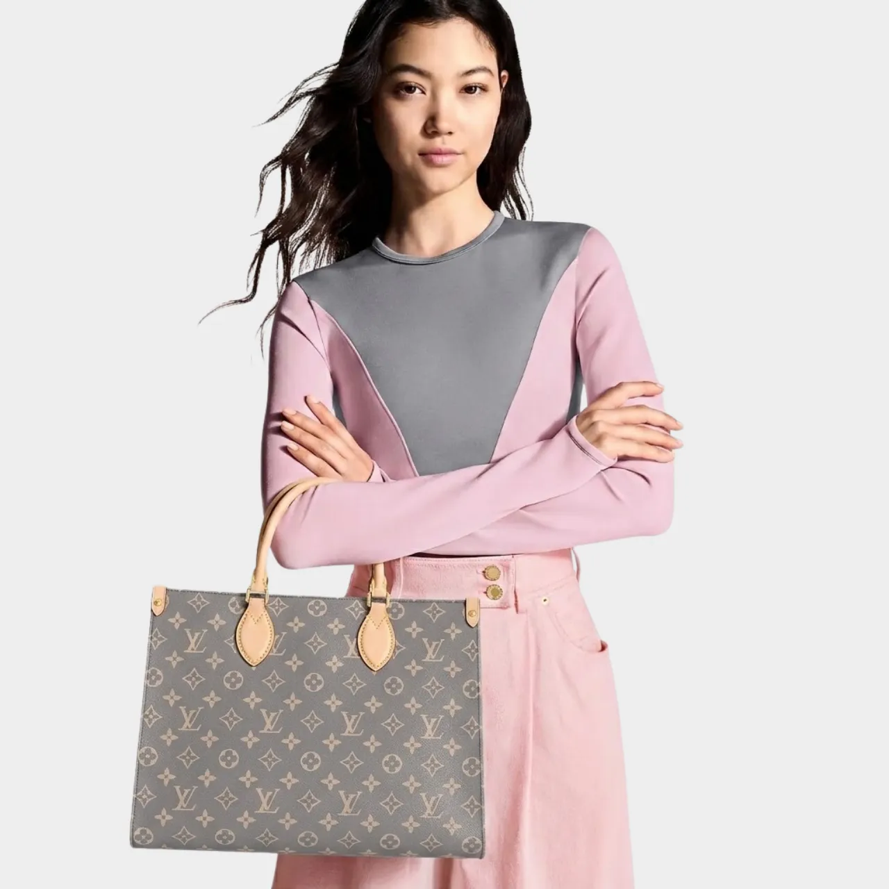 Prestige Edition - Louis Vuitton Onthego MM Trianon Grey 35Cm M12415 - Image 2