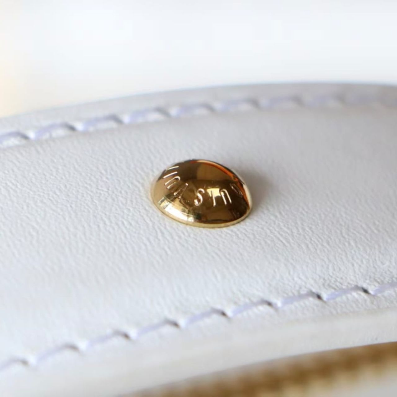 Prestige Edition - Louis Vuitton x Murakami Side Trunk MM Bag White 23Cm M14046 - Image 8