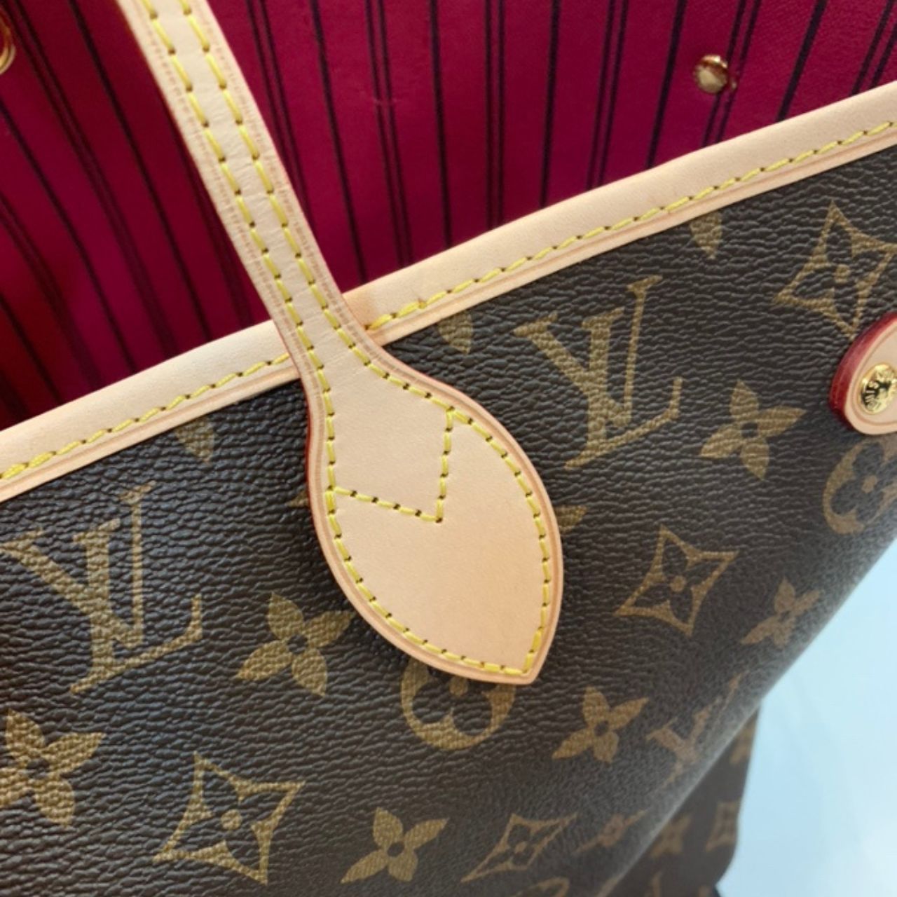 Prestige Edition - Louis Vuitton Neverfull MM Monogram Canvas Cerise Red 32Cm M46987 - Image 3