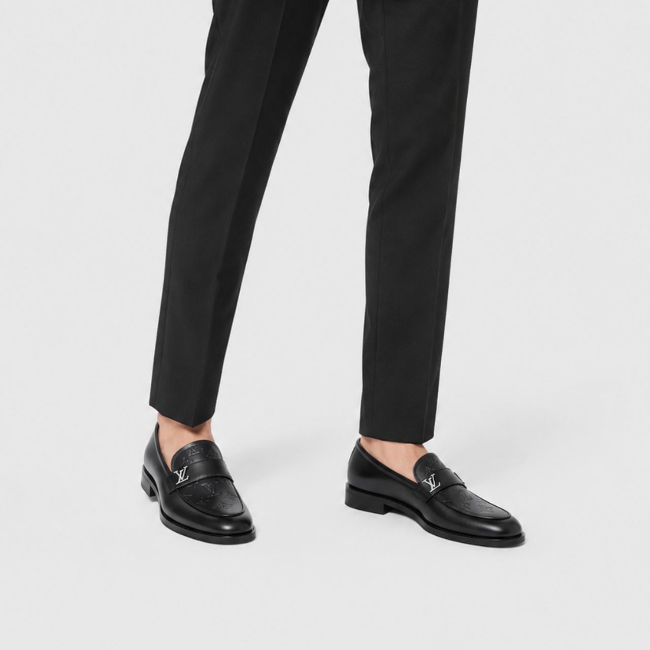 Louis Vuitton Men Loafers Black - Image 2