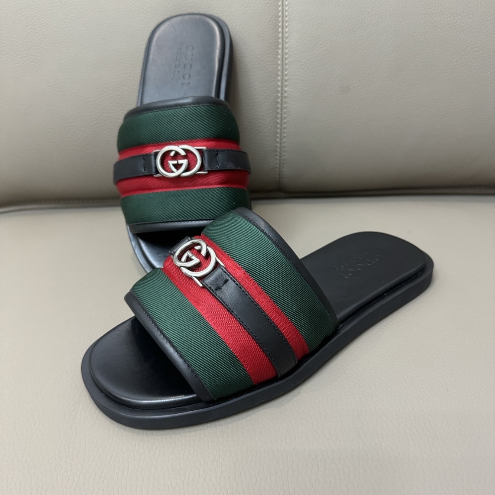 Alternative view of Gucci Men Slide Sandal With Interlocking G Green And Red ‎835091 HAAHH 8449