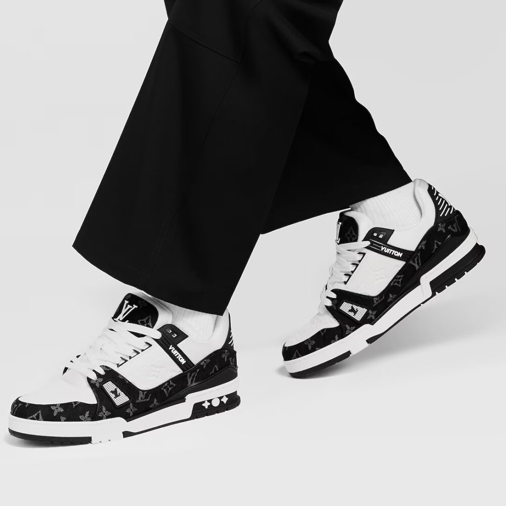 Alternative view of Louis Vuitton Trainer Sneakers Black And White 1A9JGB
