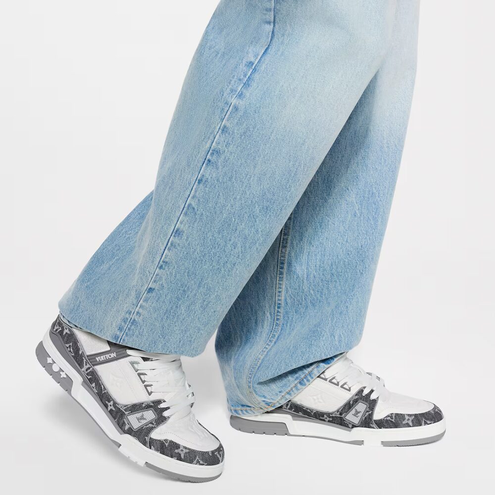Alternative view of Louis Vuitton Trainer Grey 1ADF5A