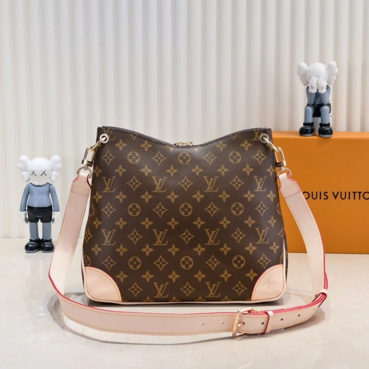 Louis Vuitton Odeon PM Monogram Canvas 26Cm M45352 - Image 9