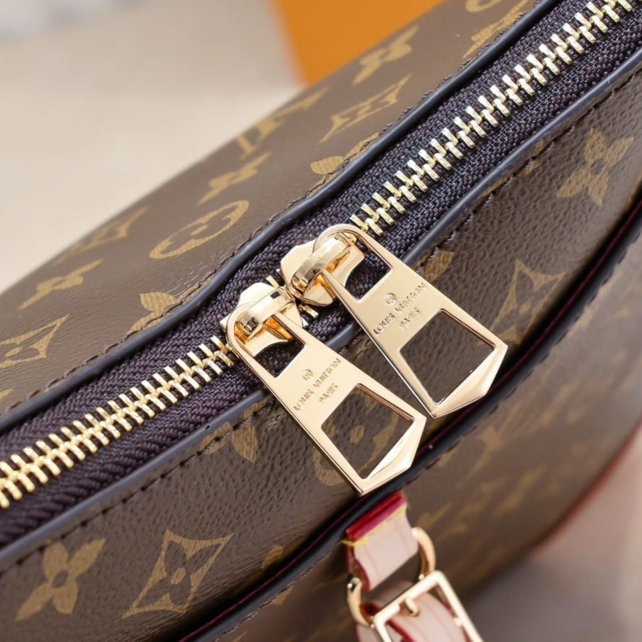 Louis Vuitton Odeon PM Monogram Canvas 26Cm M45352 - Image 10