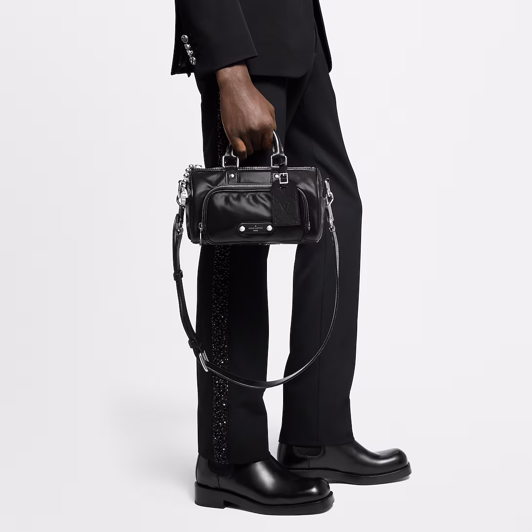Prestige Edition - Louis Vuitton Keepall Cargo Bandouliere 25 Night Black 25Cm M13988 - Image 8