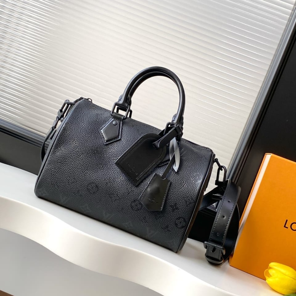 Alternative view of Prestige Edition - Louis Vuitton Speedy Bandoulière 25 Monogram Empreinte Leather Black