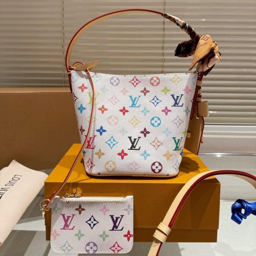 Alternative view of Louis Vuitton x Takashi Murakami All In BB White 16cm M13089