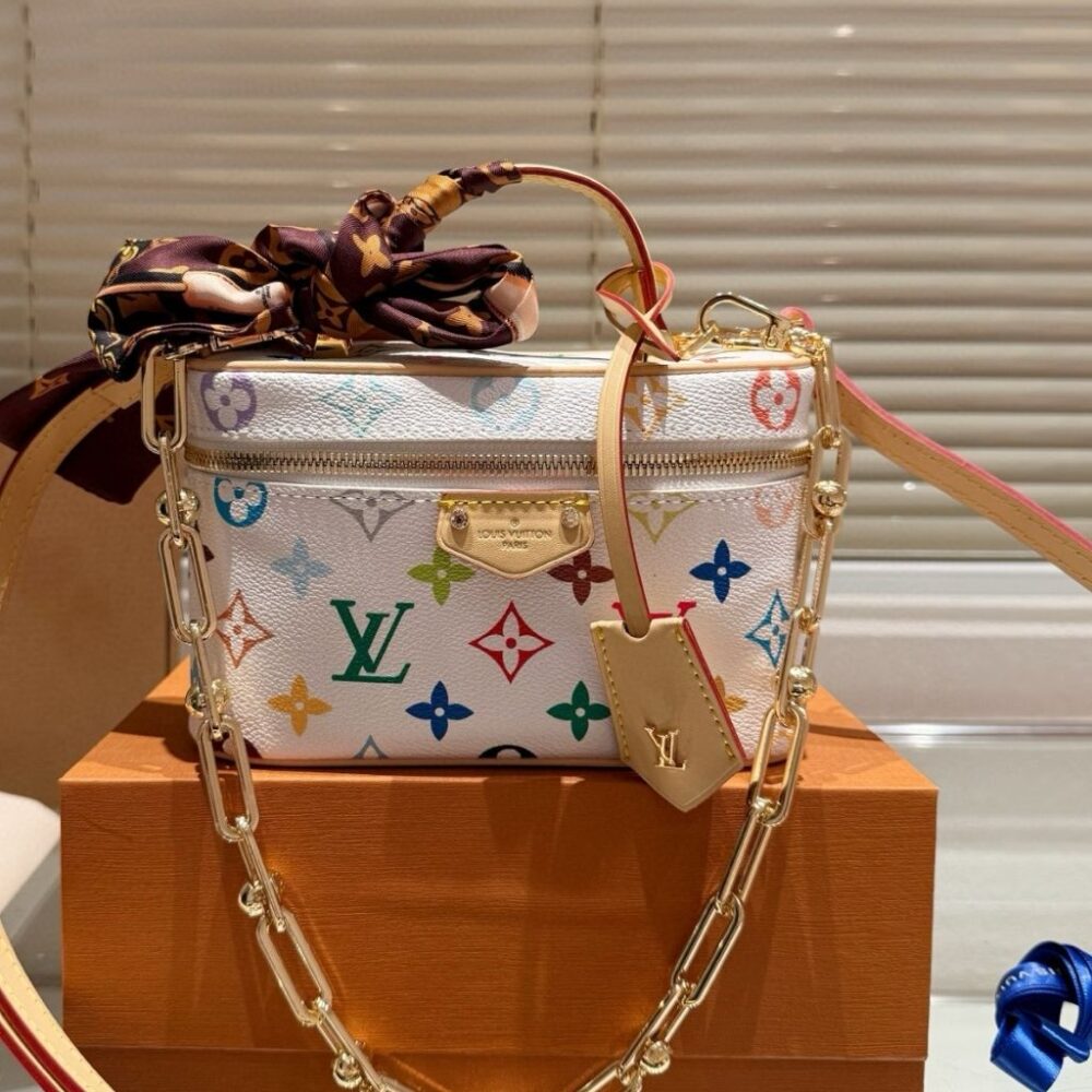 Alternative view of Louis Vuitton x Takashi Murakami Vanity Chain Pouch White 19cm M13662
