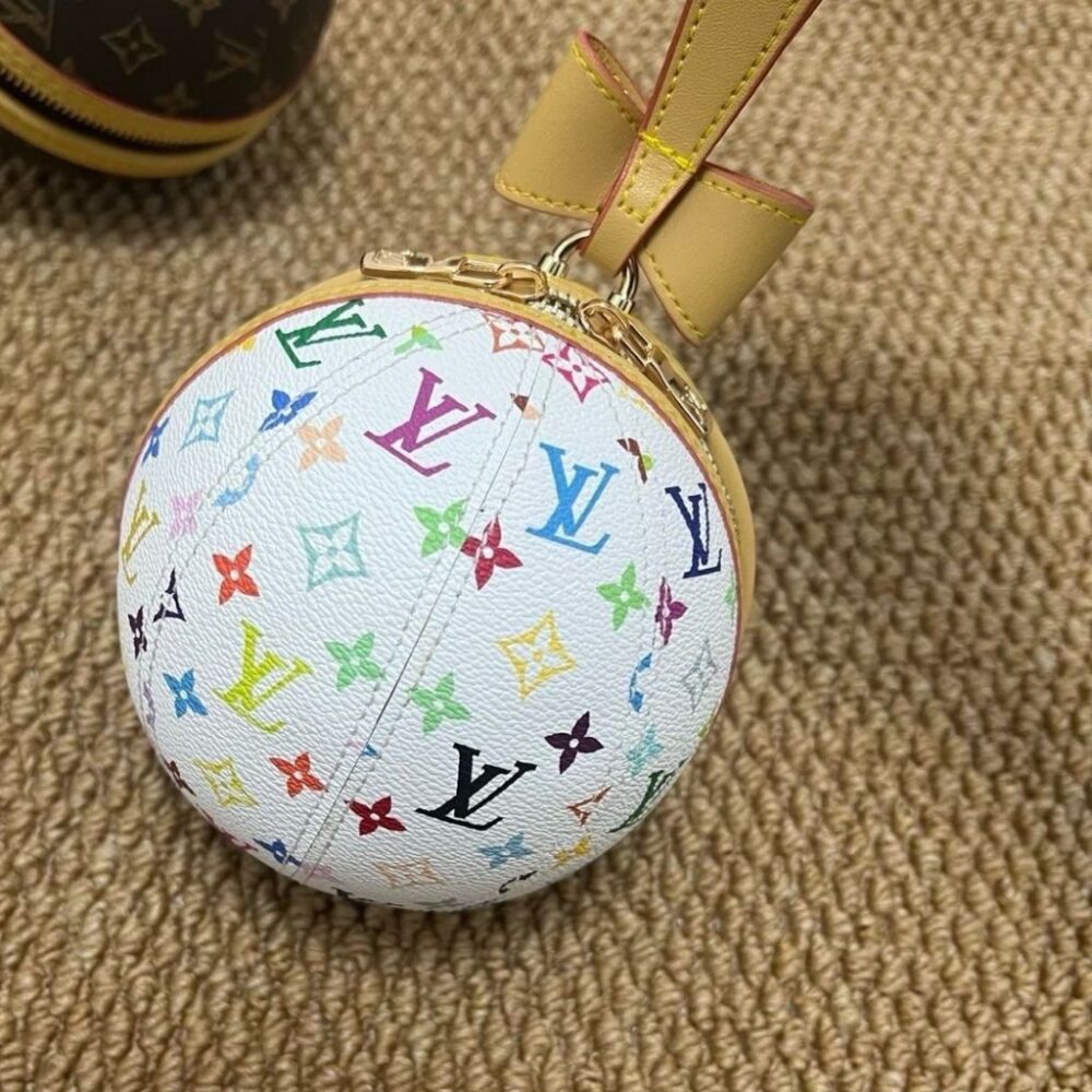Alternative view of Louis Vuitton x Takashi Murakami Koro Koro Clutch White 14.5cm M13710