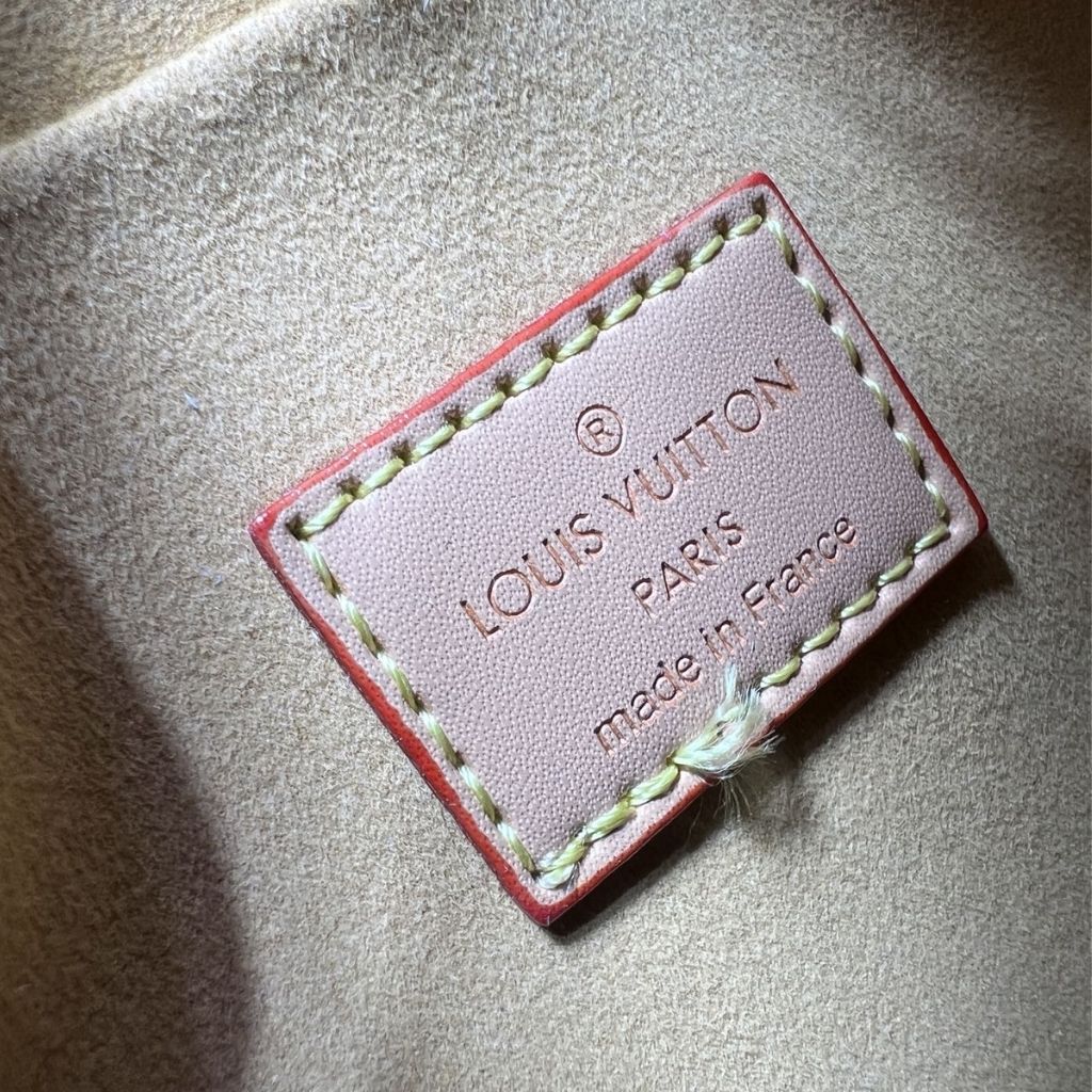 Louis Vuitton Flight Mode Side Trunk MM Cream 21Cm M29355 - Image 10