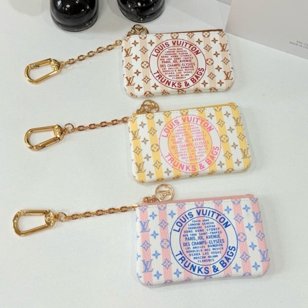 Alternative view of Louis Vuitton Lisa Wallet Yellow 12cm M29455