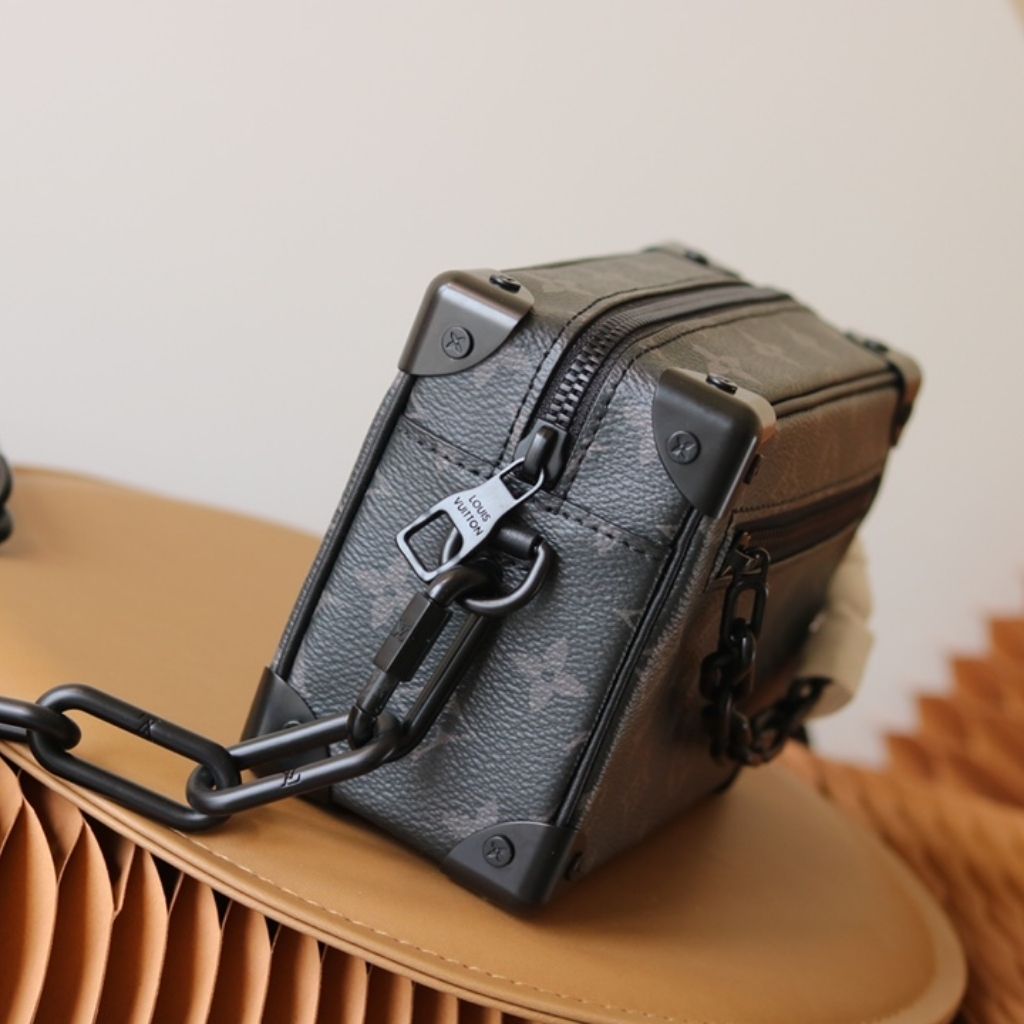 Louis Vuitton Mini Soft Trunk Black 18.5Cm M44735 - Image 4
