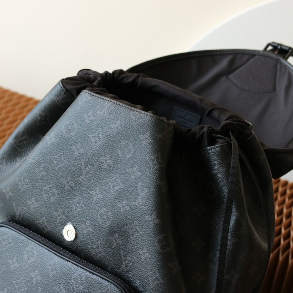 Louis Vuitton Montsouris Backpack Black Monogram Eclipse 32Cm M46683 - Image 5