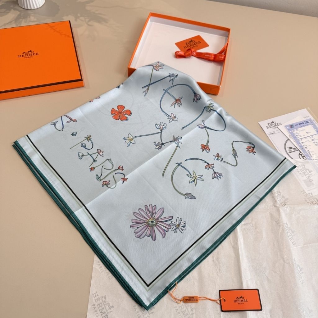 Hermes I Like Flowers Silk Scarf Coral Blue 90Cm H984167S 02 - Image 3