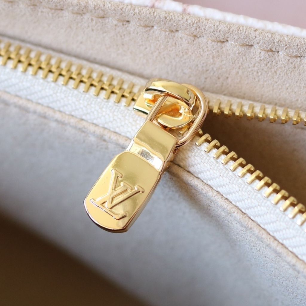 Louis Vuitton Dune Monogram Canvas Ivy Wallet On Chain Cream 22Cm M83091 - Image 9