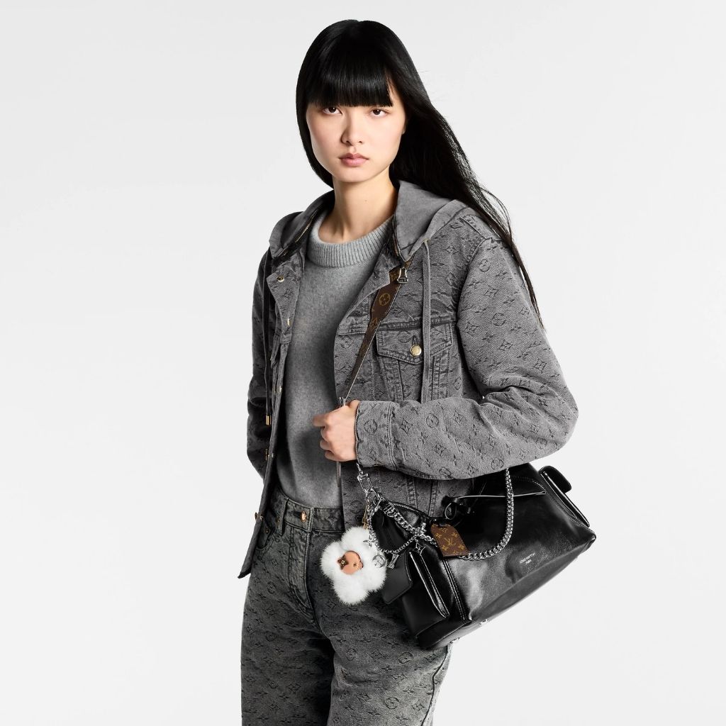 Louis Vuitton CarryAll Cargo Vibe PM Black 33.5Cm M24861 - Image 7
