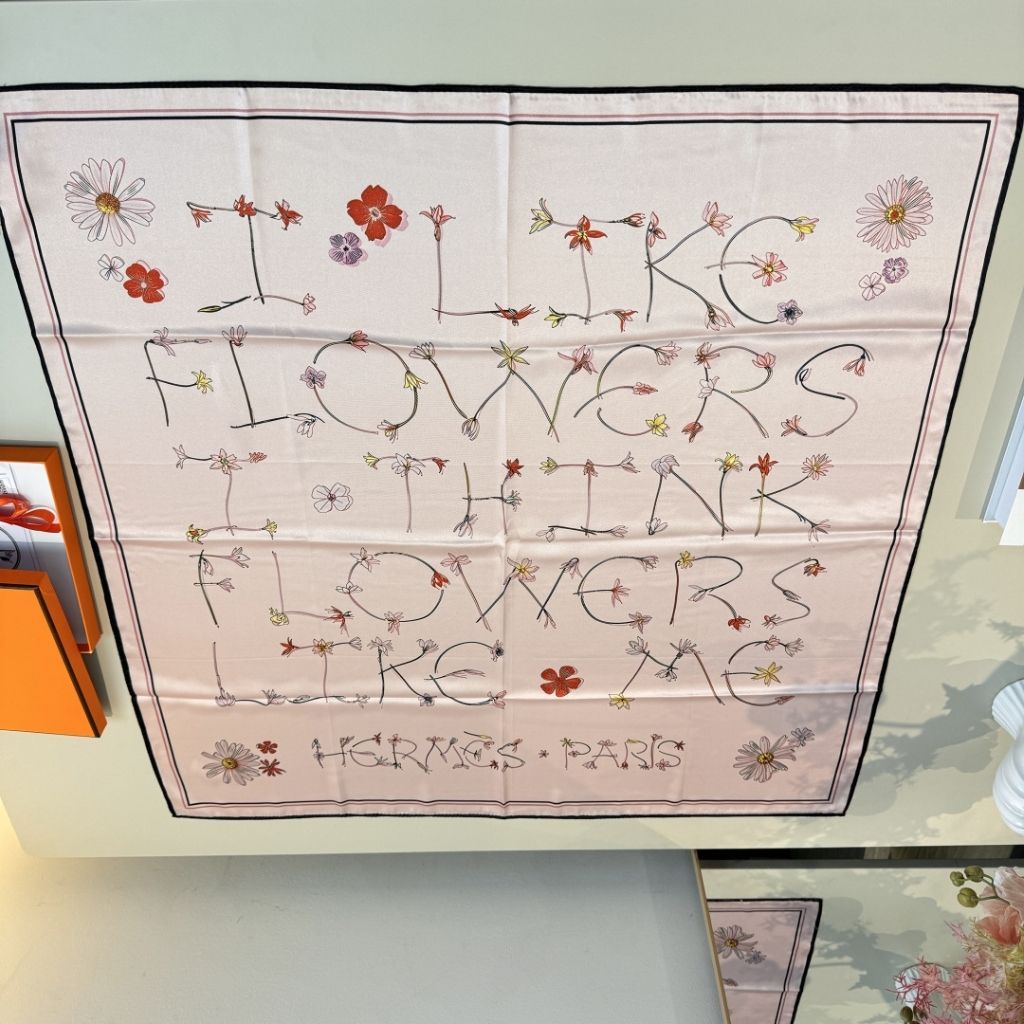 Hermes I Like Flowers Silk Scarf Pink 90Cm H984167S 01 - Image 4