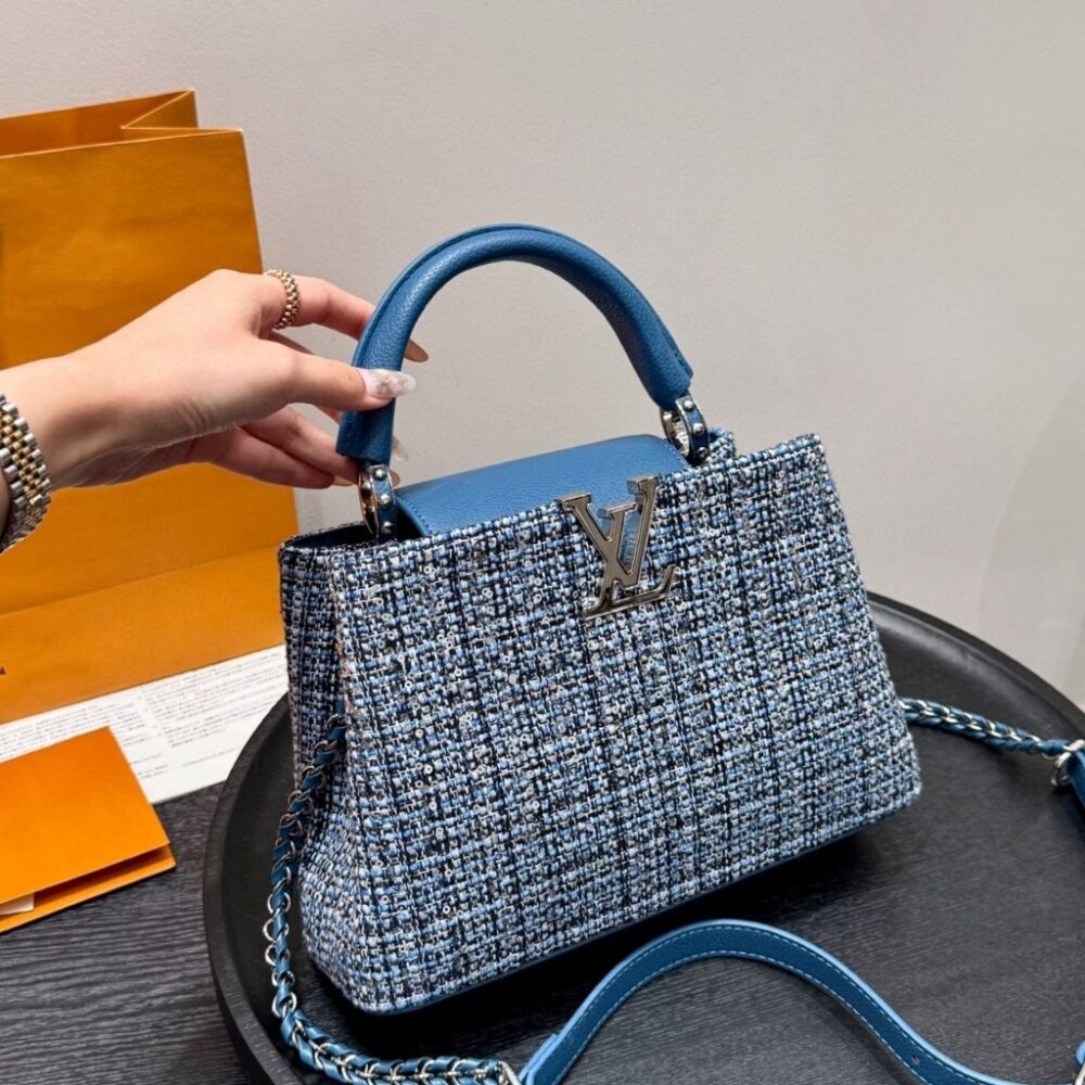 Alternative view of Louis Vuitton Capucines BB Dark Blue 27Cm M12951