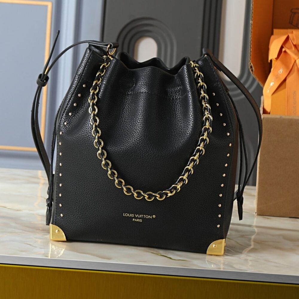 Alternative view of Louis Vuitton Noe Trunk Black 23cm M29391