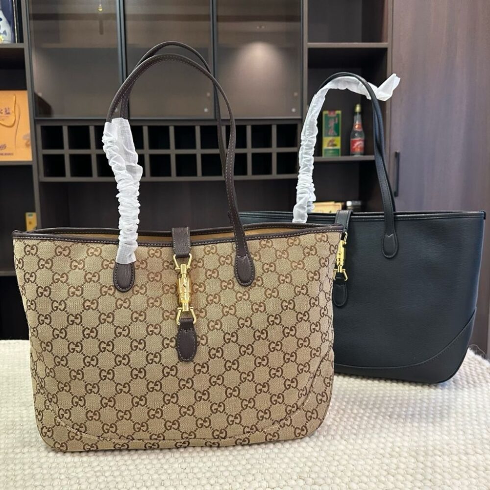 Alternative view of Gucci Jackie Medium Tote Bag Sand And Brown GG Canvas 45Cm 867015 FAFV2 9651