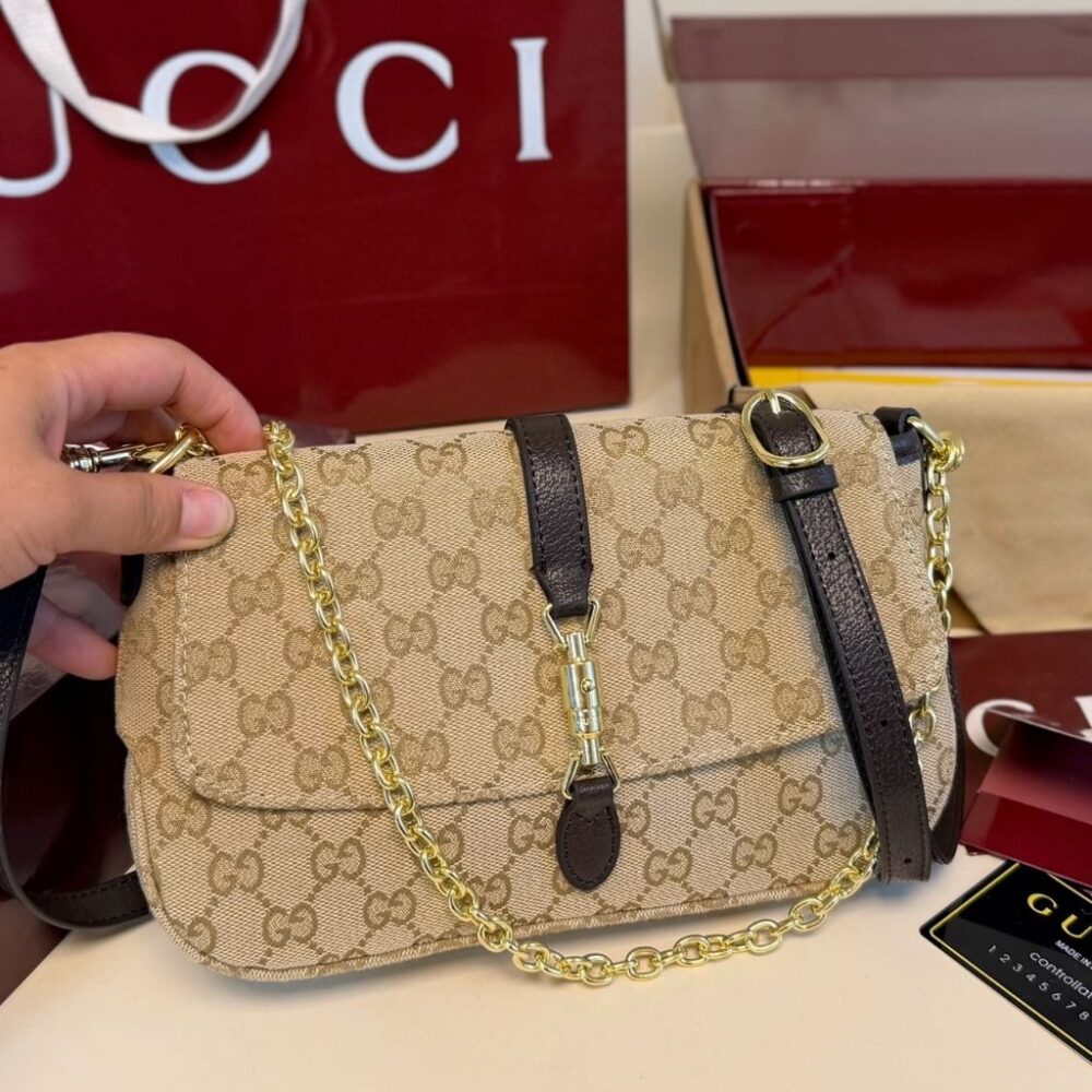 Alternative view of Gucci Aperitivo Medium Shoulder Bag Sand And Brown GG Canvas 26Cm 866720 FAFV2 9651