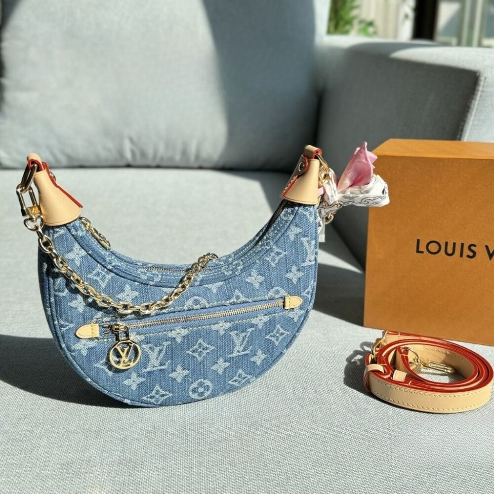 Alternative view of Louis Vuitton By The Pool Loop Blue Denim 23Cm M24846