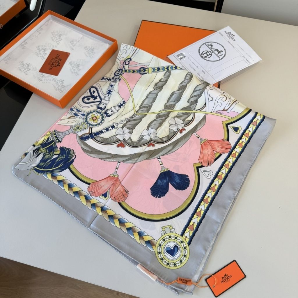 Hermes Harnais De Coeur Silk Scarf 90 Pink 90Cm H004090S 07 - Image 3