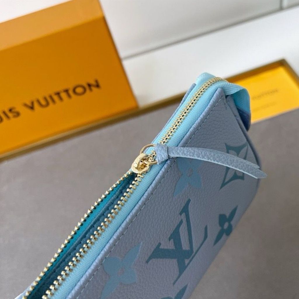 Louis Vuitton Mini Pochette Accessoires Blue 15.5Cm - Image 6