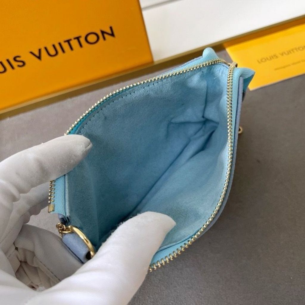 Louis Vuitton Mini Pochette Accessoires Blue 15.5Cm - Image 7