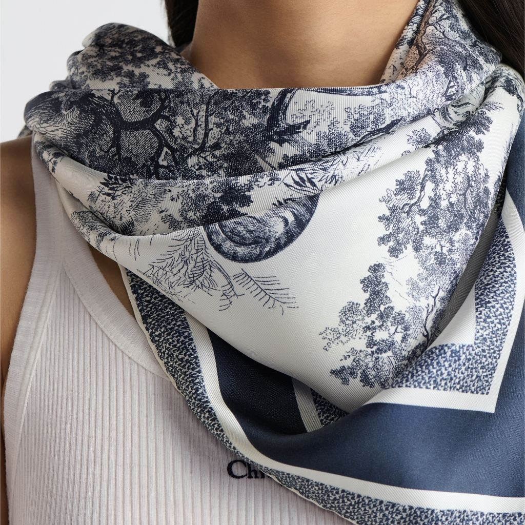 Christian Dior Toile De Jouy Sauvage 90 Square Scarf Gray And Navy Blue 90Cm 15JOU090I602_C545 - Image 5