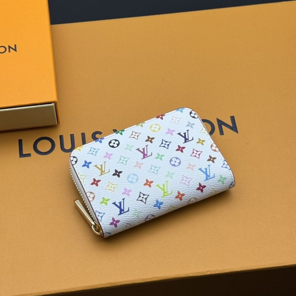 Alternative view of Louis Vuitton x Takashi Murakami Lisa Wallet White 11cm M27736